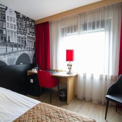 Отель Bastion Hotel Amsterdam Amstel Нидерланды, Амстердам - 3 отзыва об отеле, цены и фото номеров - забронировать отель Bastion Hotel Amsterdam Amstel онлайн