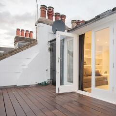 Отель 4 Bedroom House Next to Primrose Hill Великобритания, Лондон - отзывы, цены и фото номеров - забронировать отель 4 Bedroom House Next to Primrose Hill онлайн балкон