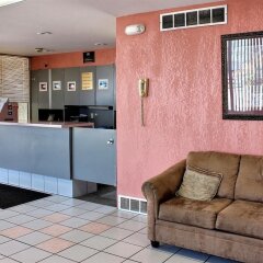 Отель Americas Best Value Inn Niagara Falls США, Ниагара-Фолс - отзывы, цены и фото номеров - забронировать отель Americas Best Value Inn Niagara Falls онлайн интерьер отеля фото 2