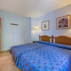 Отель Galdana Gardens комната для гостей