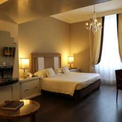 Hotel Regency сейф в номере