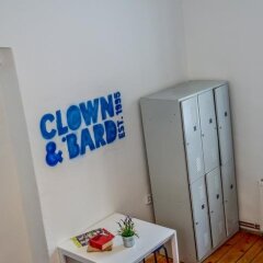 Отель Clown and Bard Hostel Чехия, Прага - отзывы, цены и фото номеров - забронировать отель Clown and Bard Hostel онлайн в номере