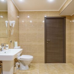 Гостиница Mini Hotel Zhasmin в Санкт-Петербурге отзывы, цены и фото номеров - забронировать гостиницу Mini Hotel Zhasmin онлайн Санкт-Петербург ванная фото 2