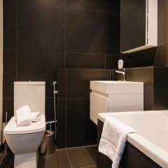 Отель Bright New Flat Perfect Location! Великобритания, Лондон - отзывы, цены и фото номеров - забронировать отель Bright New Flat Perfect Location! онлайн ванная фото 2