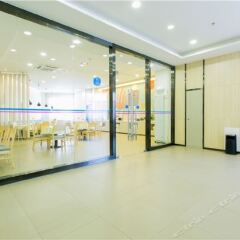 Отель Hanting Hotel (Xi'an Aerospace City Metro Station) Китай, Сиань - отзывы, цены и фото номеров - забронировать отель Hanting Hotel (Xi'an Aerospace City Metro Station) онлайн фитнесс-зал