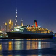 Отель Queen Elizabeth 2 Hotel ОАЭ, Дубай - отзывы, цены и фото номеров - забронировать отель Queen Elizabeth 2 Hotel онлайн приотельная территория фото 2
