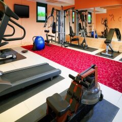 Отель Sheraton Airport фитнесс-зал фото 3