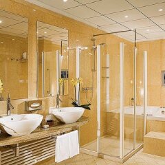 Отель Crowne Plaza Padova (ex.holiday Inn) Падуя ванная фото 2