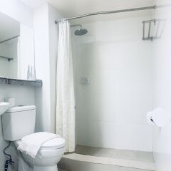 Отель Maharajah Hotel Филиппины, Пампанга - отзывы, цены и фото номеров - забронировать отель Maharajah Hotel онлайн ванная