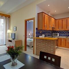 Отель Apartamento Plaza Santa Ana II Мадрид в номере