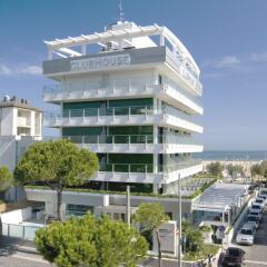 Отель Club House Римини пляж фото 2