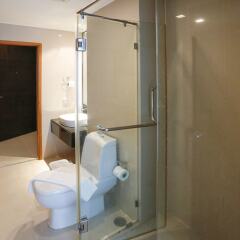 Апартаменты Montara Serviced Apartment Thonglor 25 Бангкок ванная фото 2
