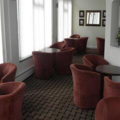 Chequers Plaza Hotel интерьер отеля