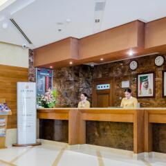 Отель Avenue Hotel ОАЭ, Дубай - 3 отзыва об отеле, цены и фото номеров - забронировать отель Avenue Hotel онлайн интерьер отеля фото 2