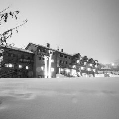 Hotel La Chance Грессан парковка