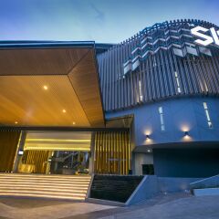 Отель The SIS Kata Resort с домашними животными