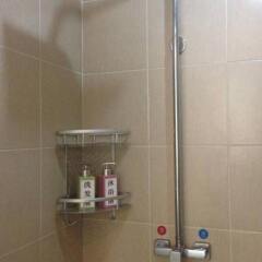 Апартаменты Yelinyuan Holiday Apartments ванная