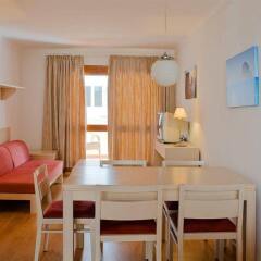 Отель Apartamentos Los Robles в номере фото 2