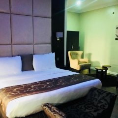 Отель De Brit Hotel Нигерия, г. Бенин - отзывы, цены и фото номеров - забронировать отель De Brit Hotel онлайн комната для гостей фото 4
