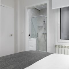 Апартаменты Oteiza Apartment by FeelFree Rentals комната для гостей