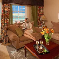 Отель Sandals Royal Caribbean & Private Island All Inclusive Couples Only комната для гостей