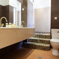 Отель Sofia Downtown Apartments Болгария, София - отзывы, цены и фото номеров - забронировать отель Sofia Downtown Apartments онлайн ванная