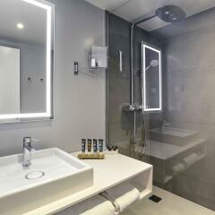 Отель Novotel Paris Coeur d'Orly Airport ванная
