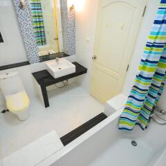 Отель Patong Loft Condo ванная