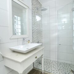 Alacati Pupil Hotel Турция, Чешме - отзывы, цены и фото номеров - забронировать отель Alacati Pupil Hotel онлайн ванная фото 2