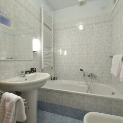 Отель Venier 4 Италия, Венеция - отзывы, цены и фото номеров - забронировать отель Venier 4 онлайн ванная