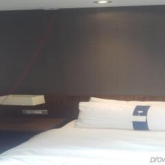 Отель Holiday Inn Express Istanbul-Altunizade сейф в номере