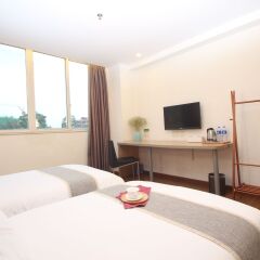 Guangzhou Yi An Business Hotel удобства в номере фото 2