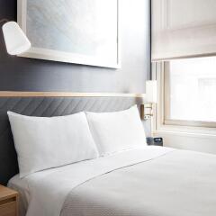 Radisson Hotel New York Wall Street 4* Люкс с различными типами кроватей