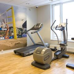 Отель Park Inn by Radisson Malmö Швеция, Мальме - 3 отзыва об отеле, цены и фото номеров - забронировать отель Park Inn by Radisson Malmö онлайн фитнесс-зал