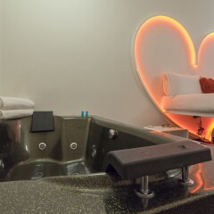 Отель Irooms Jacuzzi Suites Италия, Рим - отзывы, цены и фото номеров - забронировать отель Irooms Jacuzzi Suites онлайн спа фото 2