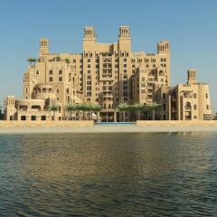 Отель Sheraton Sharjah Beach Resort & Spa пляж фото 2