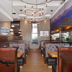 Отель Sandman Hotel Calgary Airport Канада, Калгари - отзывы, цены и фото номеров - забронировать отель Sandman Hotel Calgary Airport онлайн фото 5