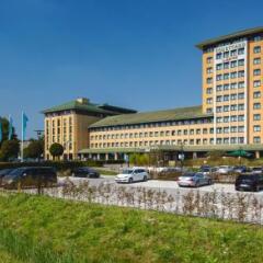Отель Courtyard by Marriott Amsterdam Airport Нидерланды, Хофддорп - отзывы, цены и фото номеров - забронировать отель Courtyard by Marriott Amsterdam Airport онлайн бассейн фото 2