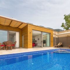 Villa Likapa 3 by Akdenizvillam Турция, Калкан - отзывы, цены и фото номеров - забронировать отель Villa Likapa 3 by Akdenizvillam онлайн бассейн фото 2