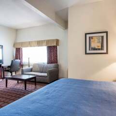 Отель Quality Inn Mammoth Маммот-Лейкс комната для гостей