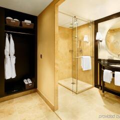Отель Kö59 Düsseldorf - Member of Hommage Luxury Hotels Collection Германия, Дюссельдорф - 1 отзыв об отеле, цены и фото номеров - забронировать отель Kö59 Düsseldorf - Member of Hommage Luxury Hotels Collection онлайн ванная