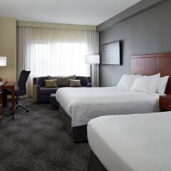Отель Courtyard by Marriott Montreal Airport Канада, Монреаль - отзывы, цены и фото номеров - забронировать отель Courtyard by Marriott Montreal Airport онлайн комната для гостей
