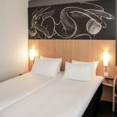 Отель ibis Nice Palais des Congrès Франция, Ницца - 1 отзыв об отеле, цены и фото номеров - забронировать отель ibis Nice Palais des Congrès онлайн комната для гостей фото 2