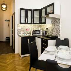 Апартаменты Black & White Apartment by Venceslas Sq. в номере фото 2