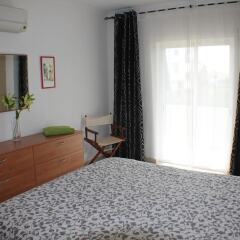 Апартаменты Apartment With 2 Bedrooms in Albufeira, With Pool Access, Enclosed Gar комната для гостей фото 4