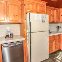 3 Cubs Lakefront Cabin in Big Bear Lake, United States of America from 771$, photos, reviews - zenhotels.com photo 8