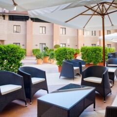 B&B Hotel Roma Tuscolana San Giovanni бассейн