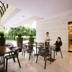 Отель Fraser Suites Singapore питание фото 2