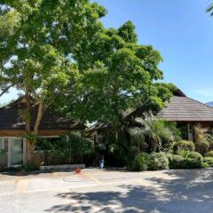 Отель Thai Modern Resort & Spa Таиланд, Бухта Чалонг - отзывы, цены и фото номеров - забронировать отель Thai Modern Resort & Spa онлайн парковка
