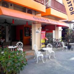 Orange Hotel питание